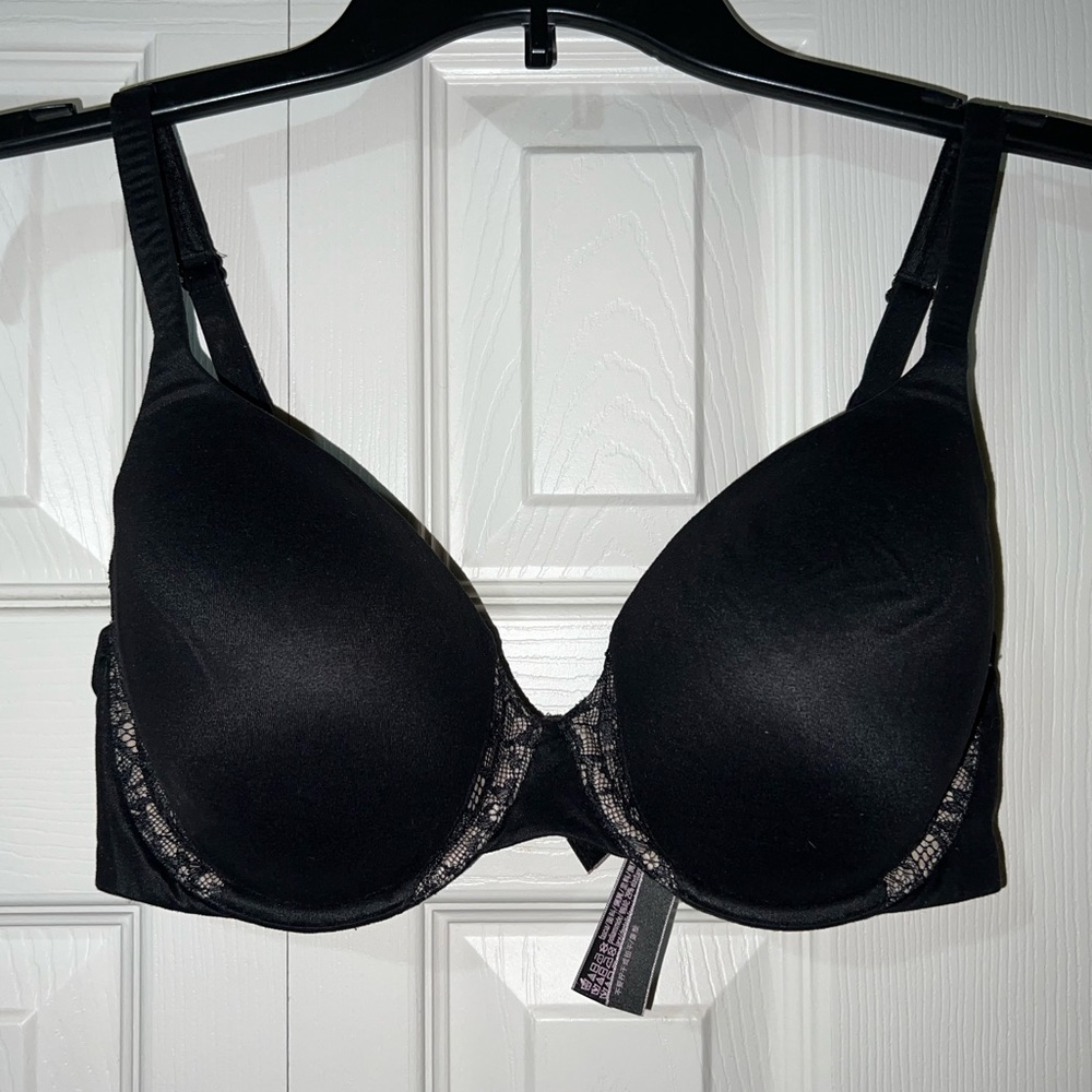 Victoria’s Secret Lined Perfect Body By Victoria Bra Black/Nude Lace Detail 32DD